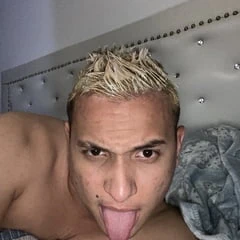 Latino meet me