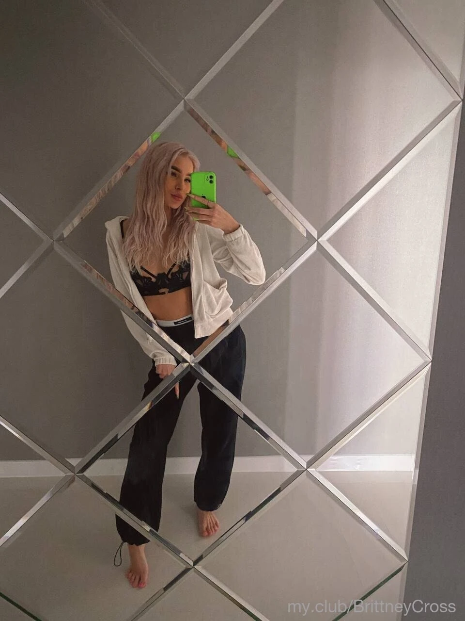 Emily Free Photos #6