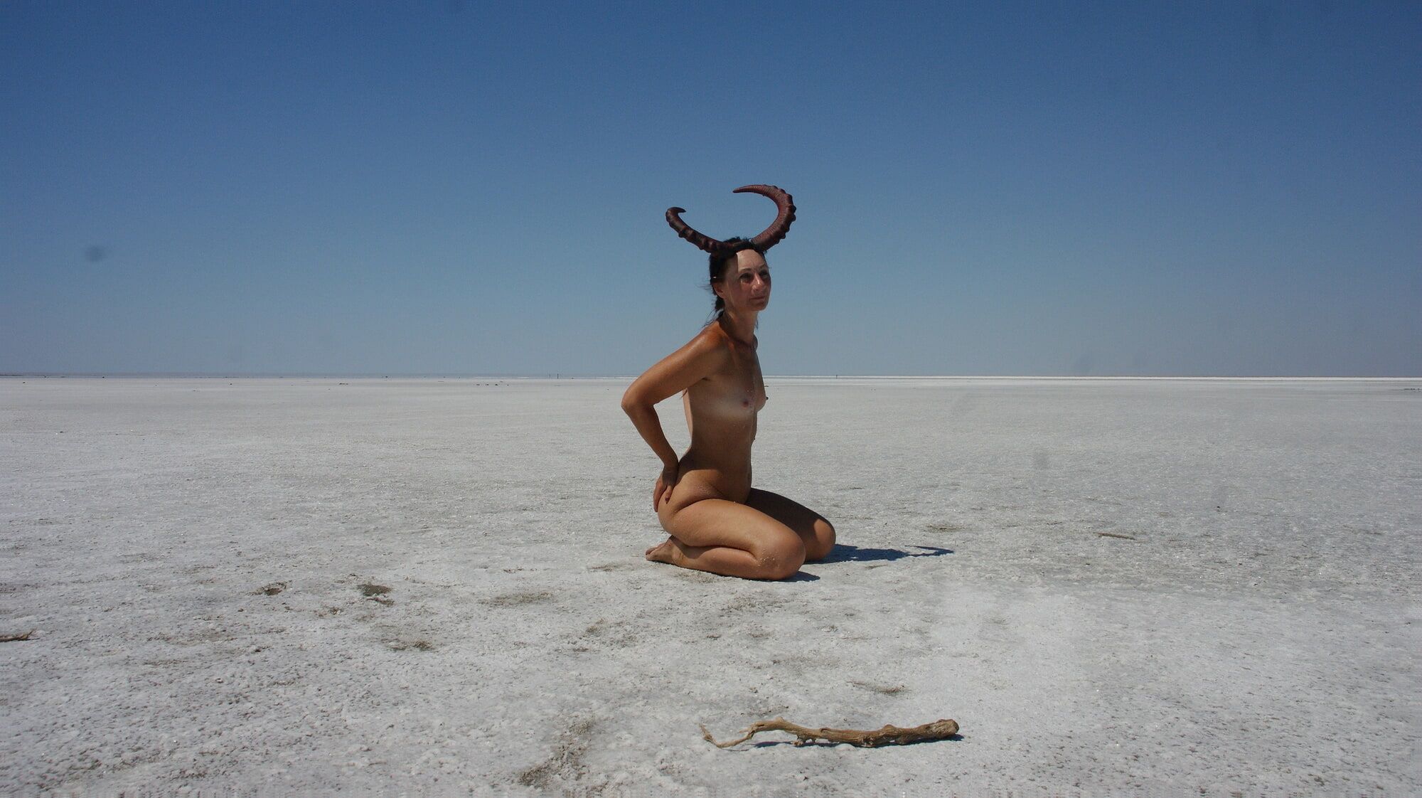 Standing on laps naked on the salt of the salt lake Elton #37