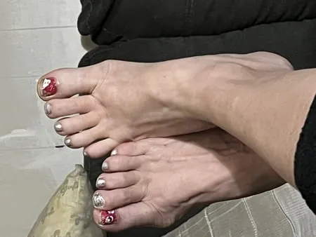 feet pics         