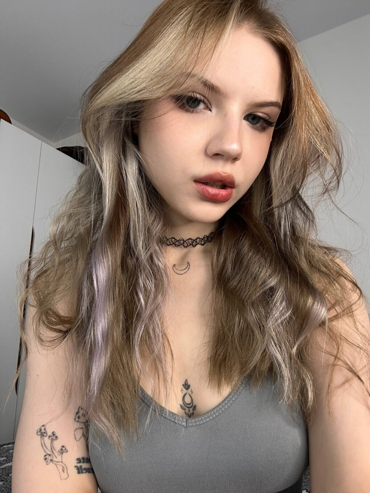 Free Mia Photos 2 #7