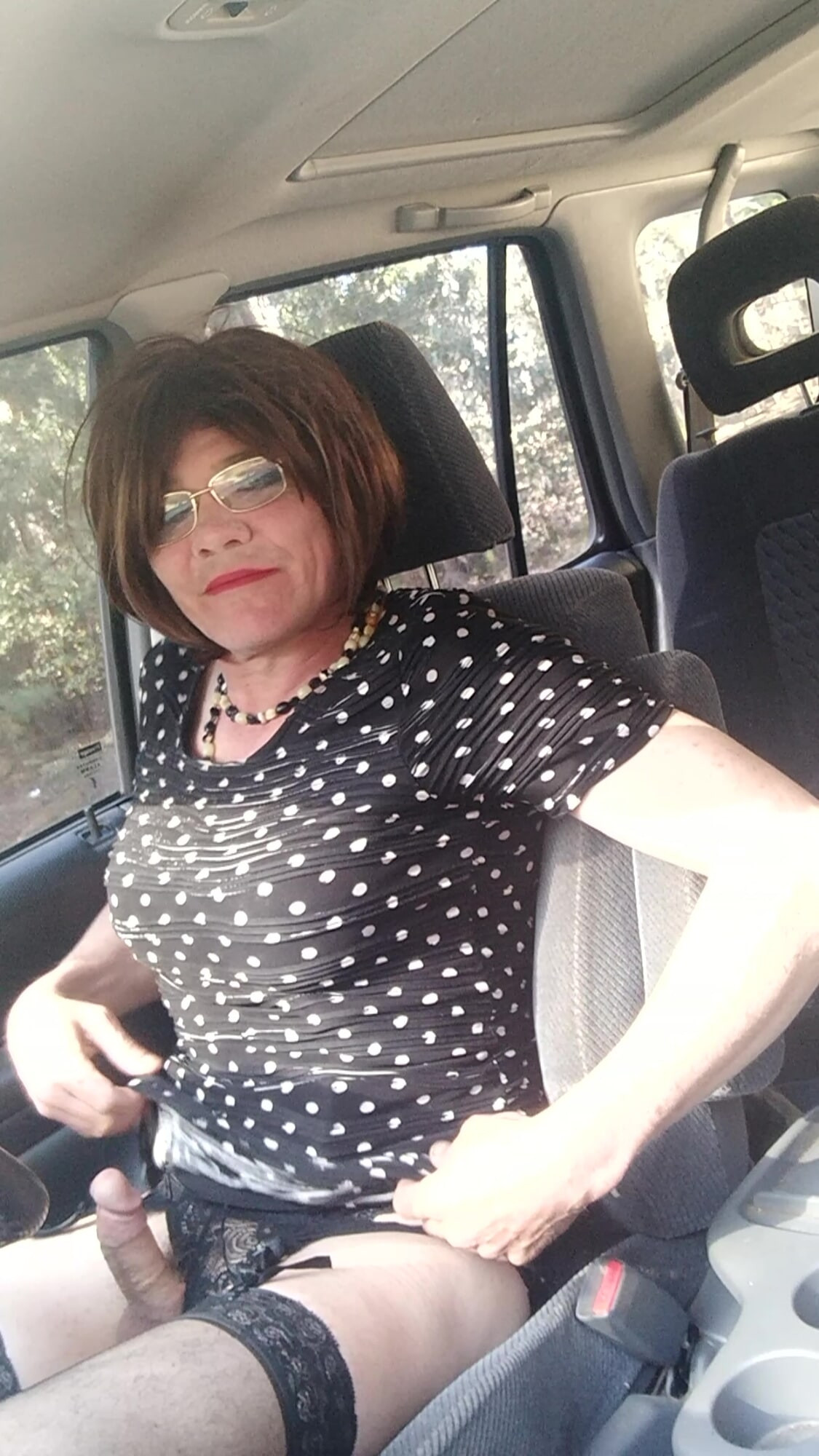 Crossdress Roadtrip - Roadside stop
