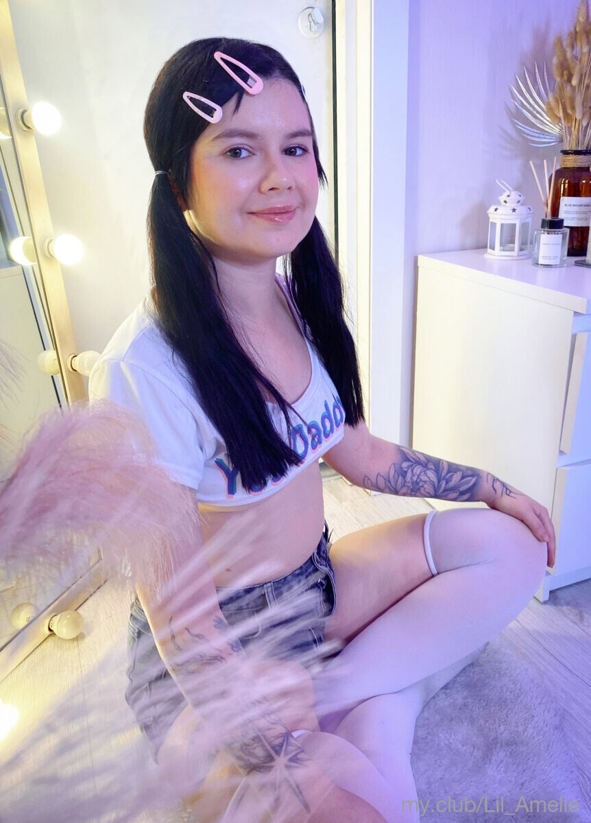 Free Amelie ♡ FOLLOW ME ♡ Photos #4