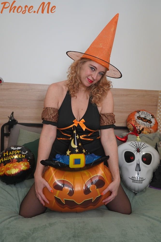 Marta Is A Horny Witch For Halloween #4
