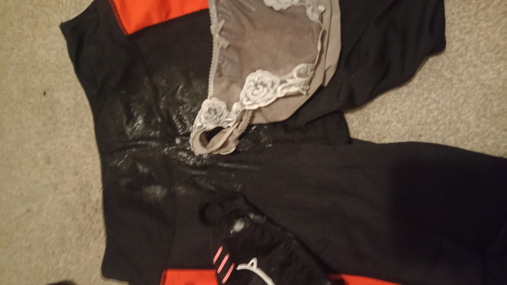 MASSIVE cumshot all over my workout clothes #17