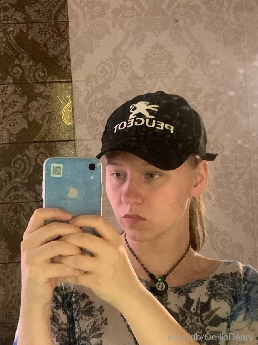 Celine Free Photos #2