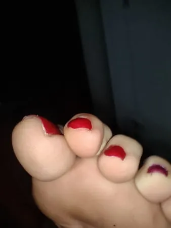 hornychubby feet         