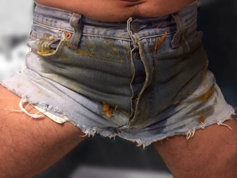 My wet Levi’s shorts