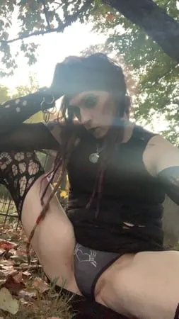 sexy goth t girl amber addamstg         