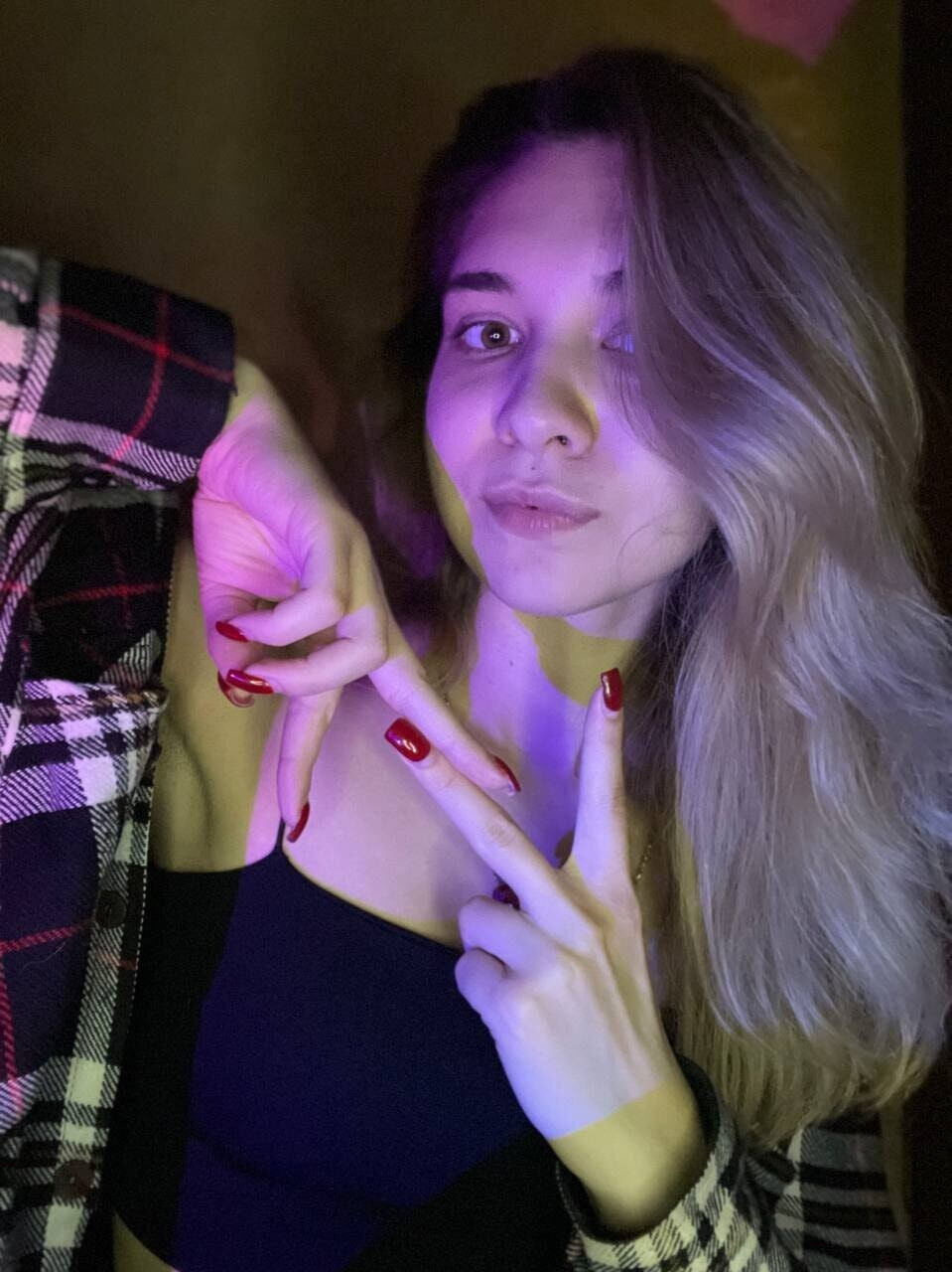 Cassandra Free Photos #23