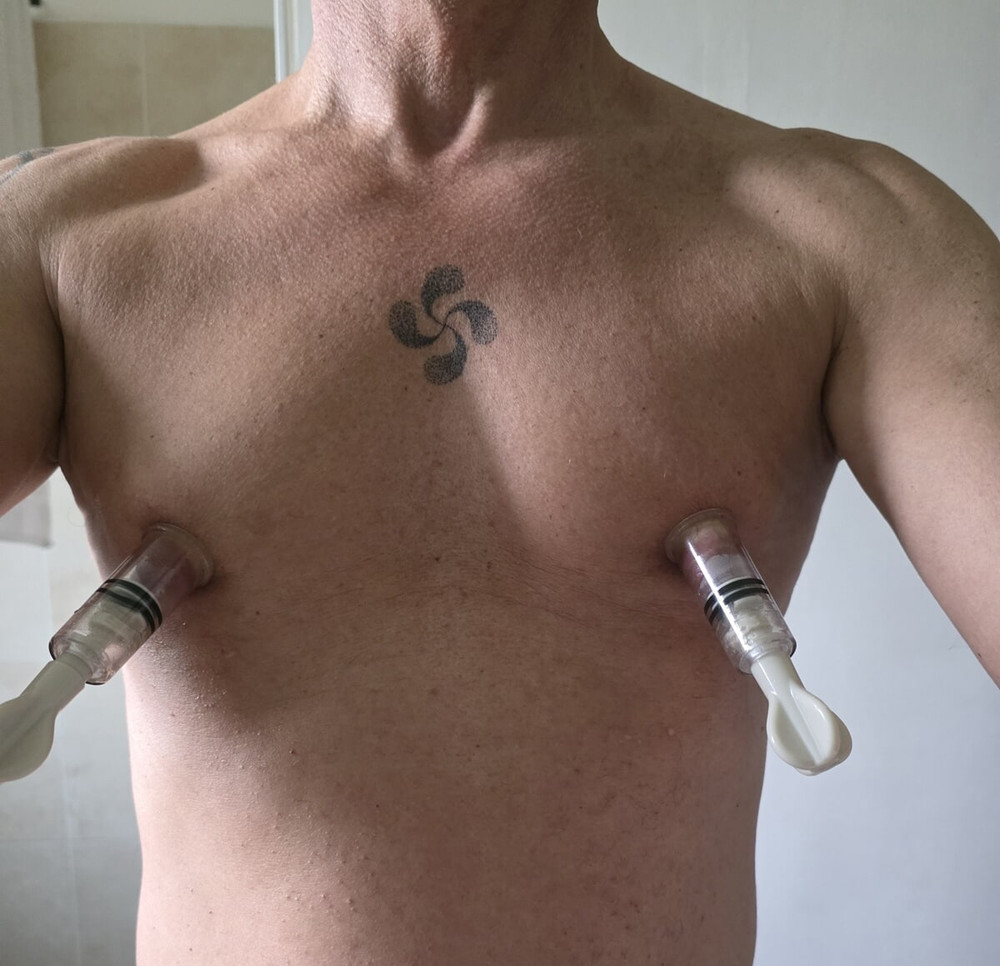 NIPPLES PUMPED 5 #10