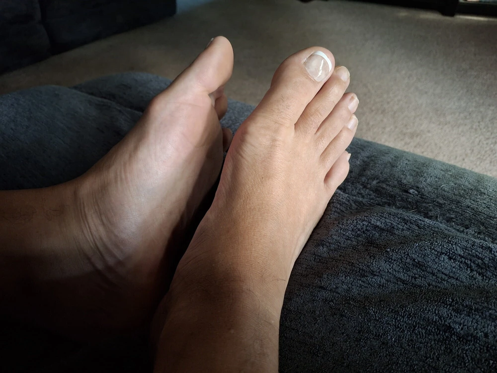 Do you want to suck my soft wet toes in my hot tub!? #5