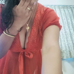 DesiWife 