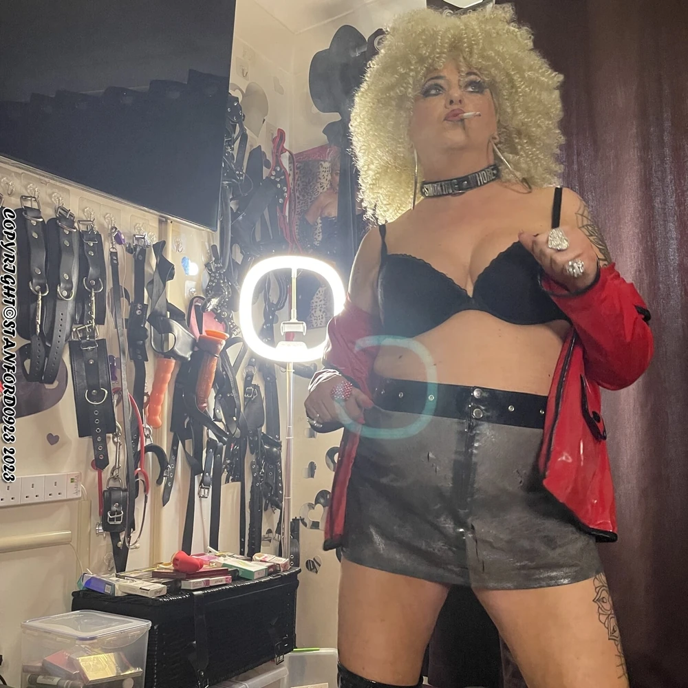 SHIRLEY SMOKING TRAMP 2 MY WAY  #5