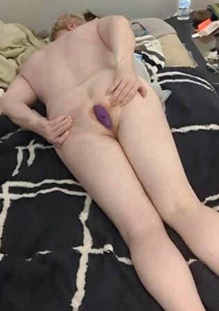 MORE SEXY NUDES SPREAD ASS