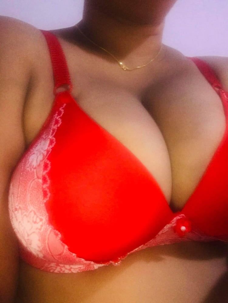 Sri Lankan Red Big Bra with big tits #4