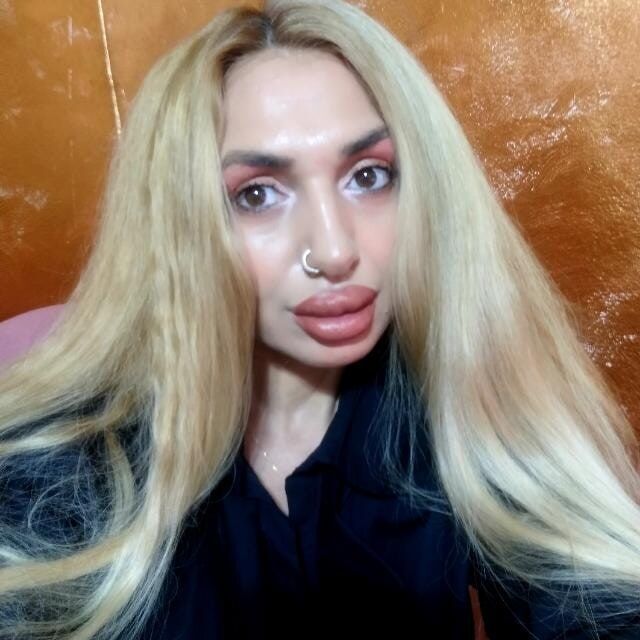 Sexy blonde with big sexy lips #3