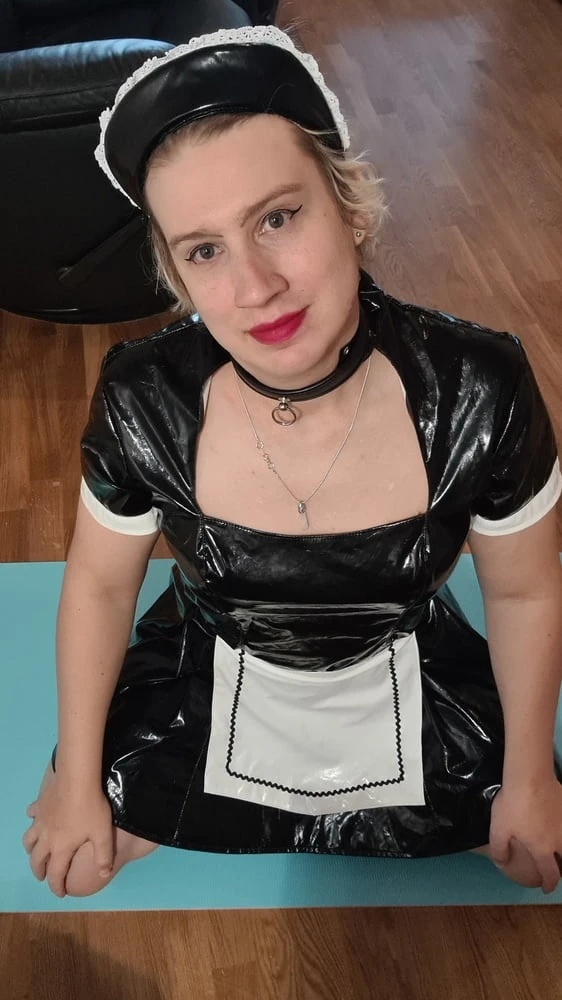 Me in a maid outfit #9