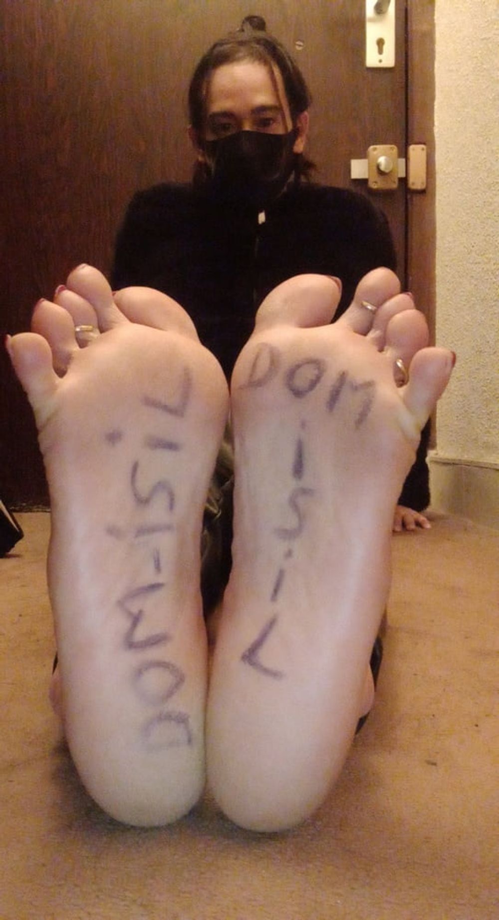 Lindaasian-ts feet for Master DOM_isil  #8