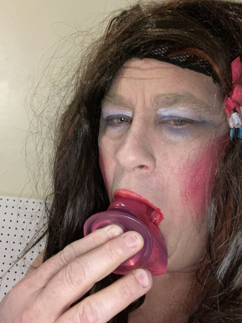 sissy piggy valentines day dressup #6
