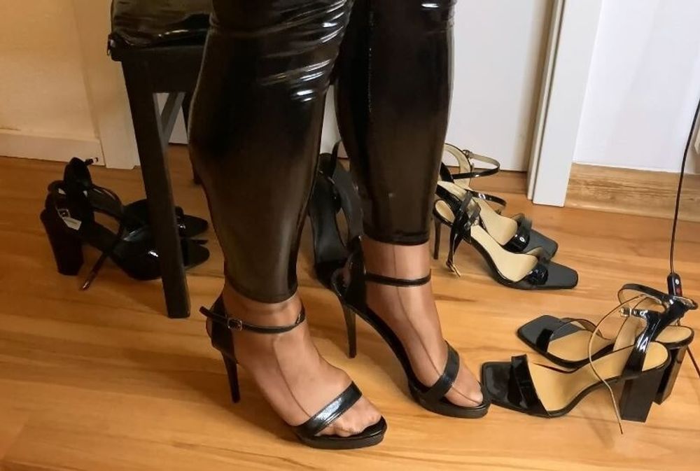 Eight Pairs of Black Heel Sandals #15