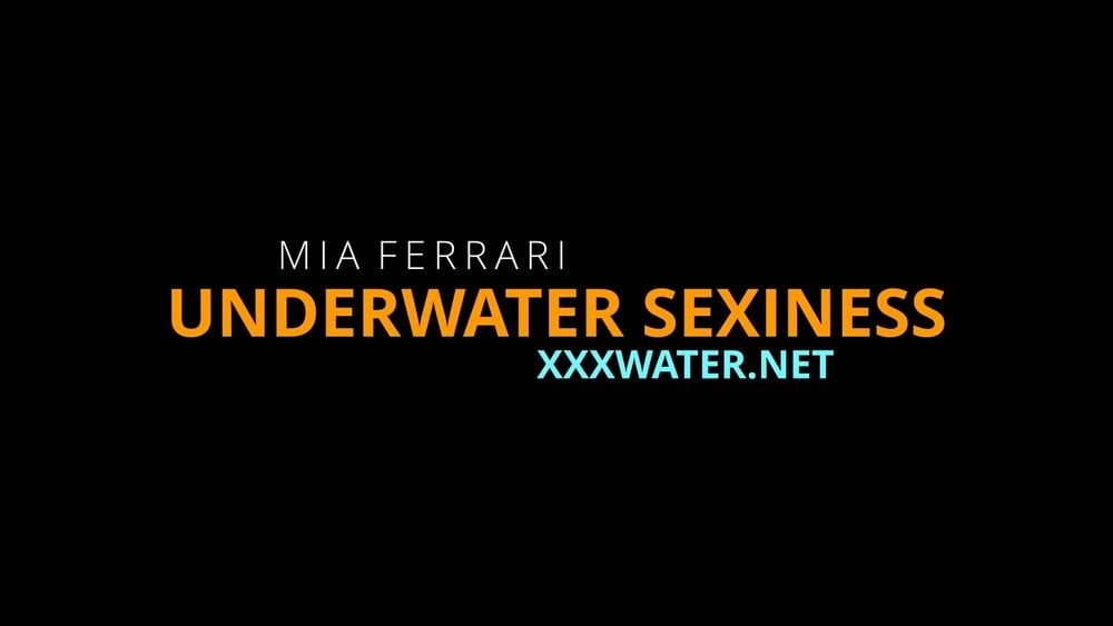 Mia Ferrari Underwater Swimming Pool Erotics