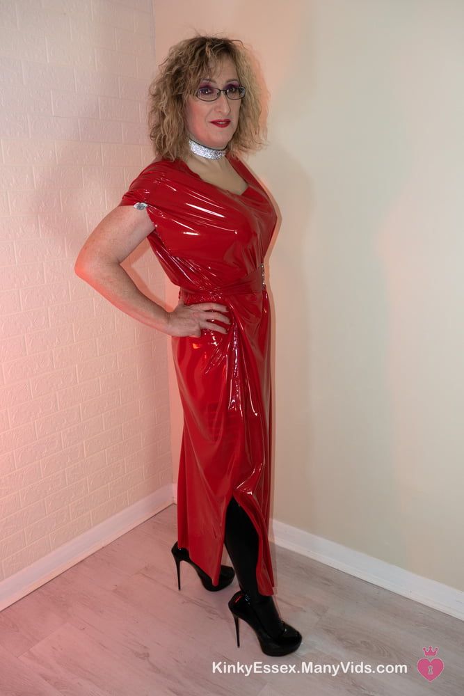 British Milf in Long Latex Rubber Dress from Latexandlovers  #18