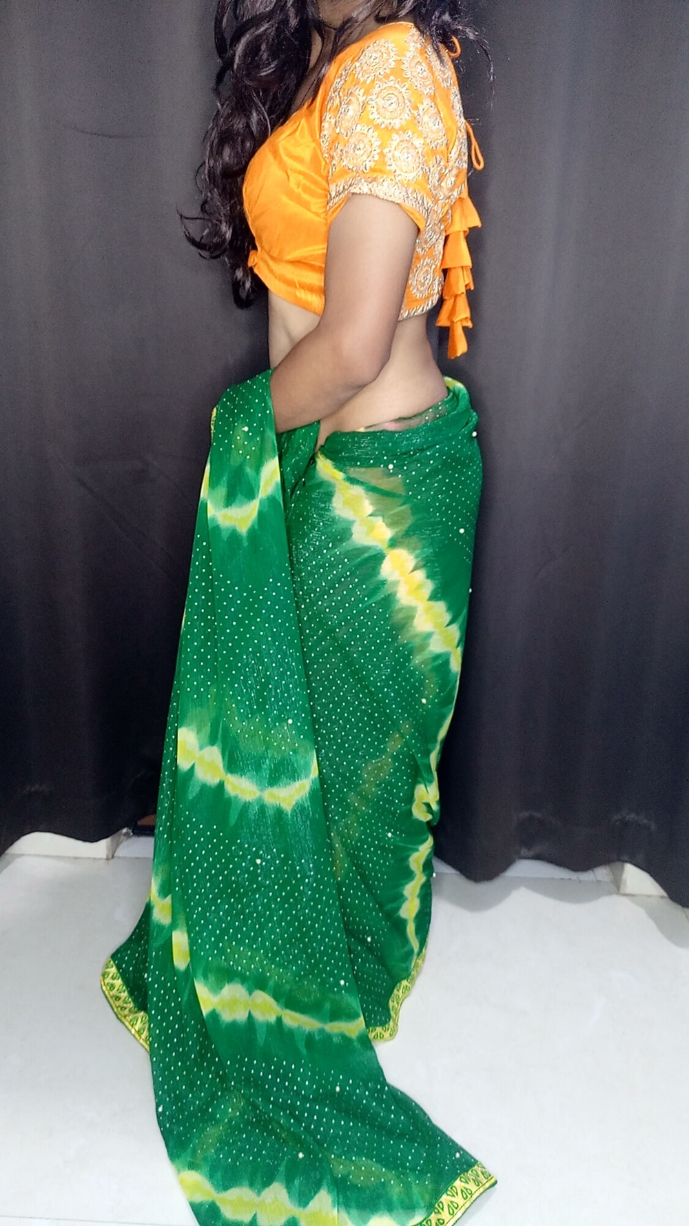 My stepmom last night wear this saree  #17
