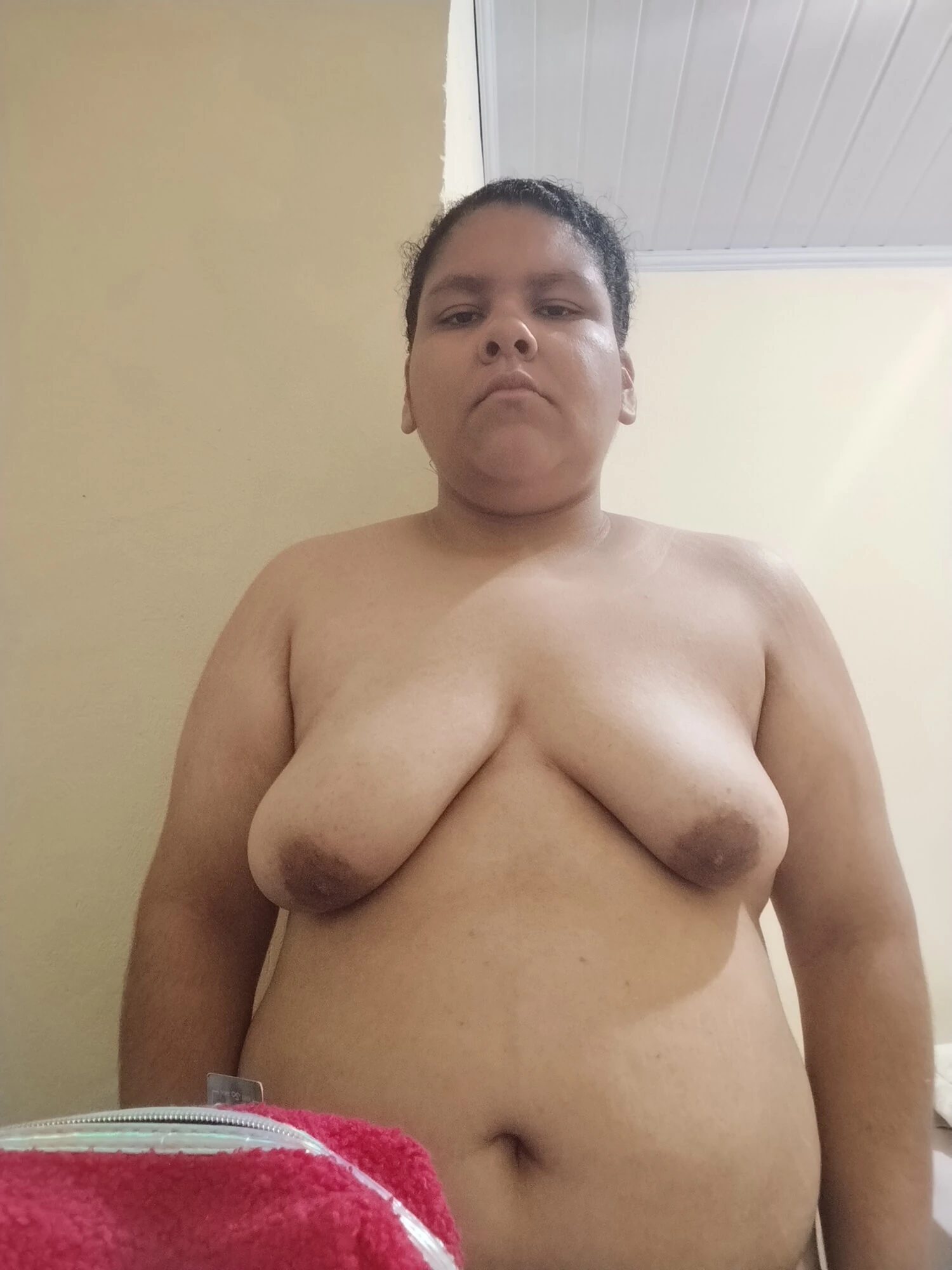 Mostrando o meus peitos
