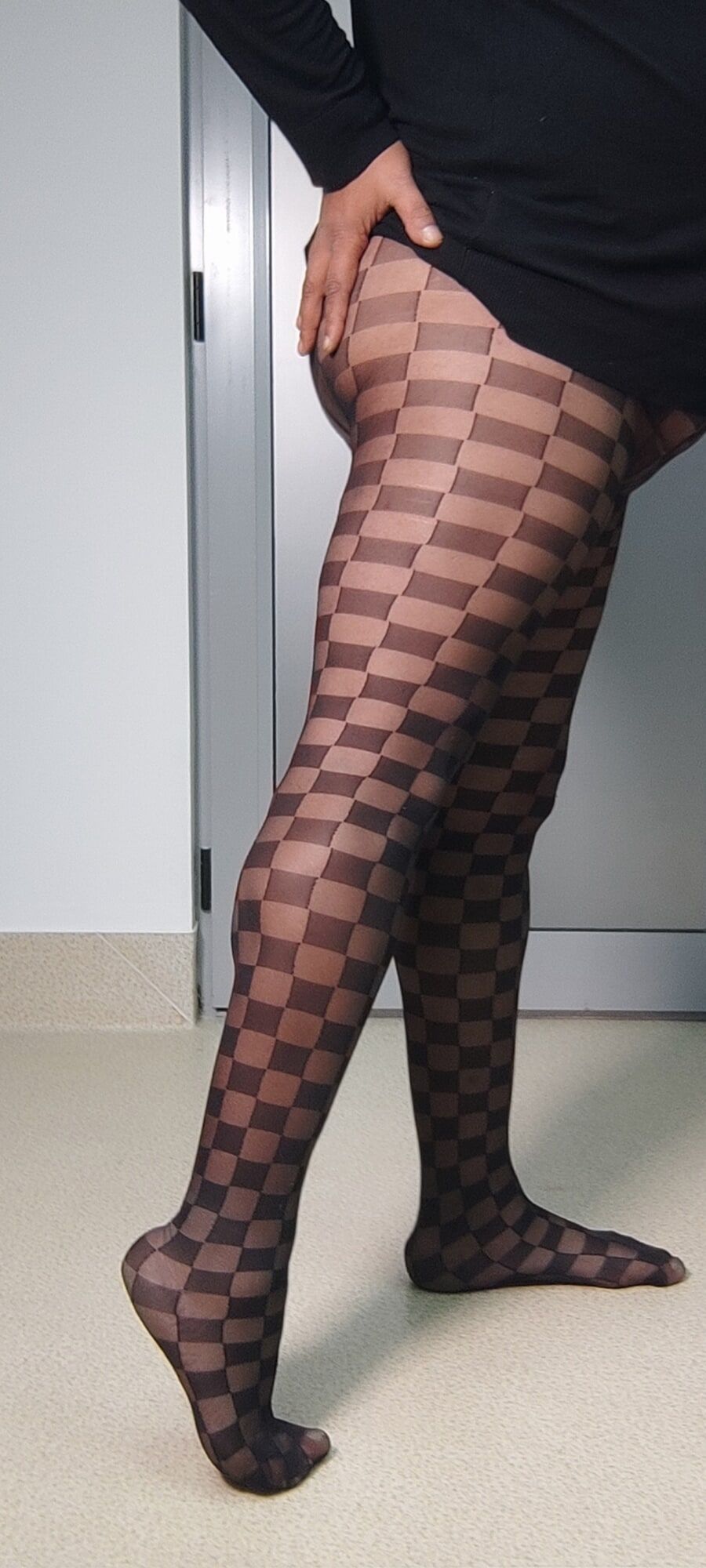 Black patterpantyhose on my sexy feet are so cool.Am i sexy? #17