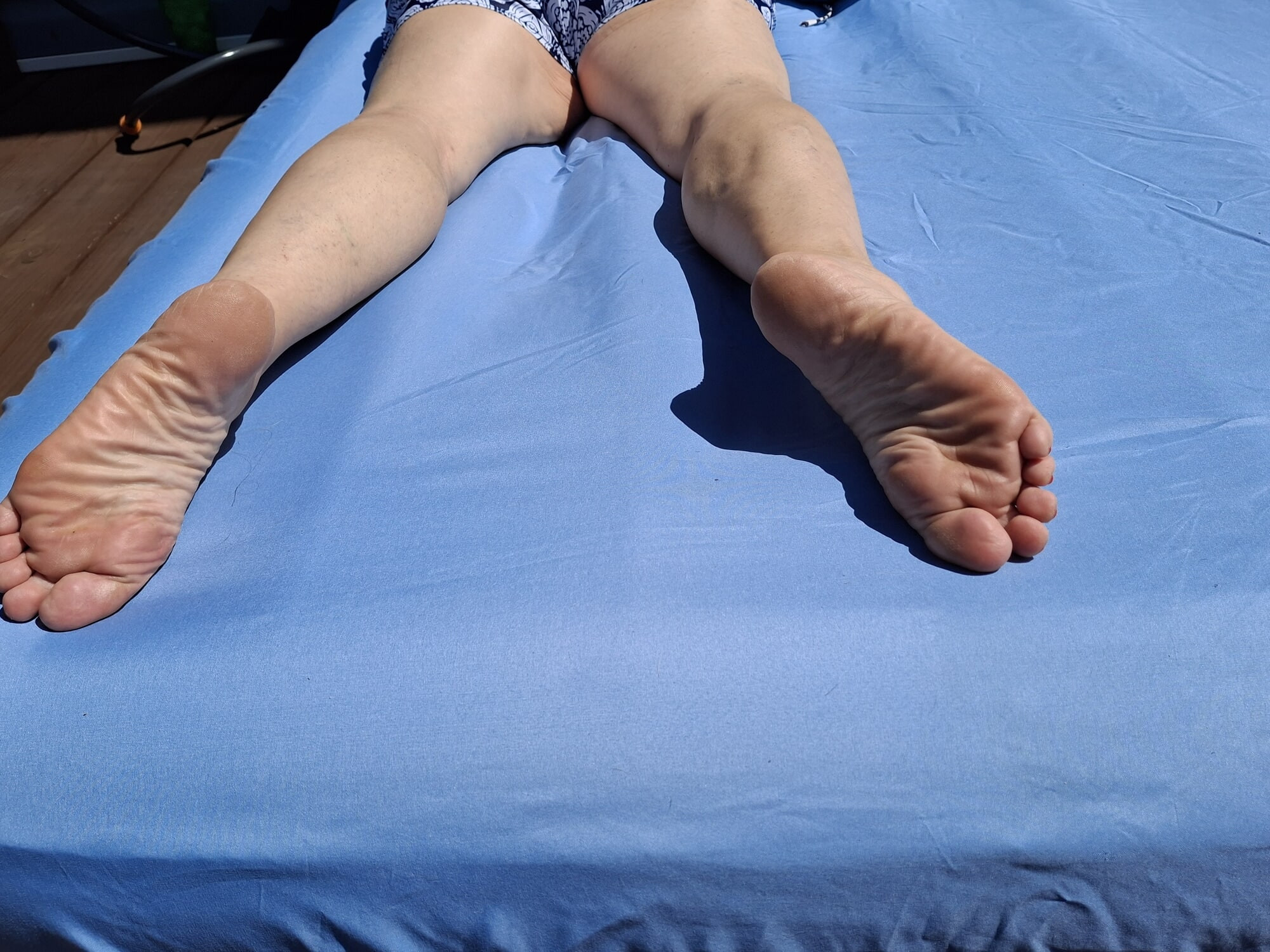 Sexy bare feet in the sun #2