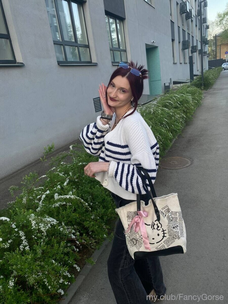 Lisa Free Photos #3