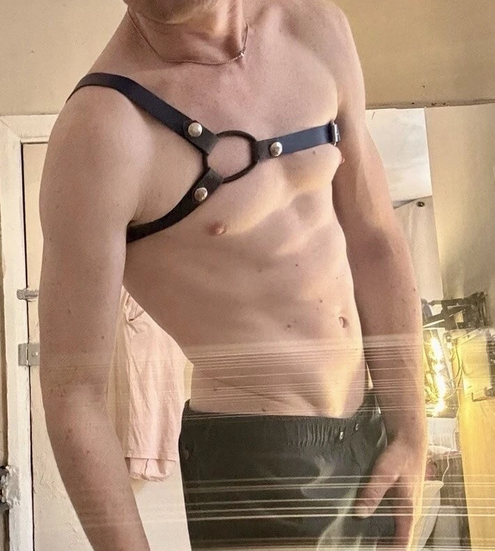 Me Naked   