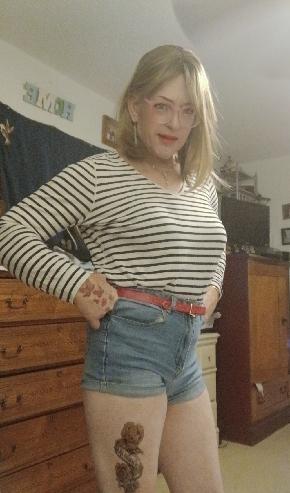 Lisa B. (Outfits)B #11