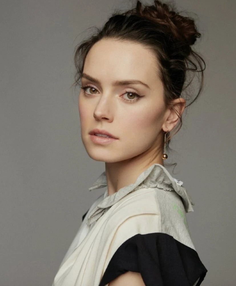Daisy Ridley #10