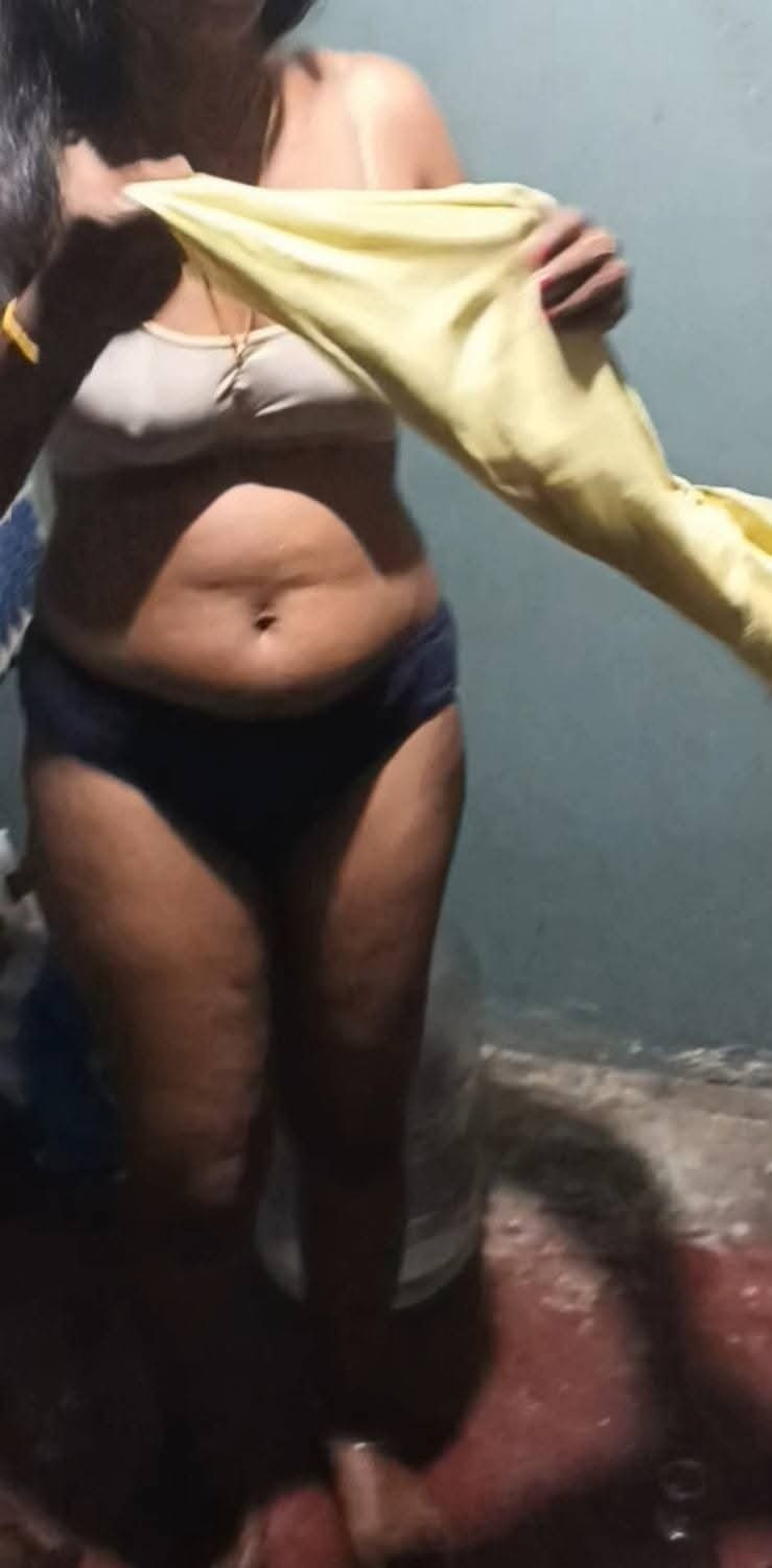 Indian tamil aunty suganthi hairy big pussy nude sex photos #7