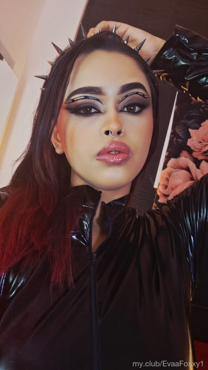 Free Evva 🖤 Photos #7