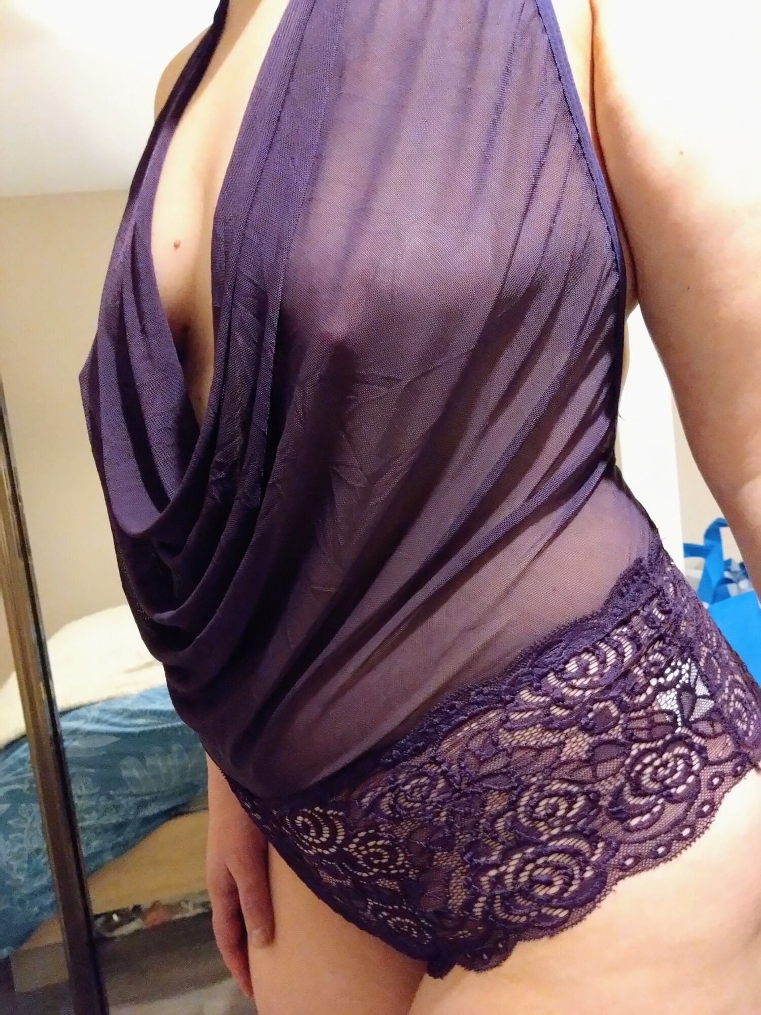 Stepmother caught taking naughty photos #10