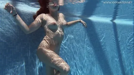 diana rius pt   underwatershow pool erotics         