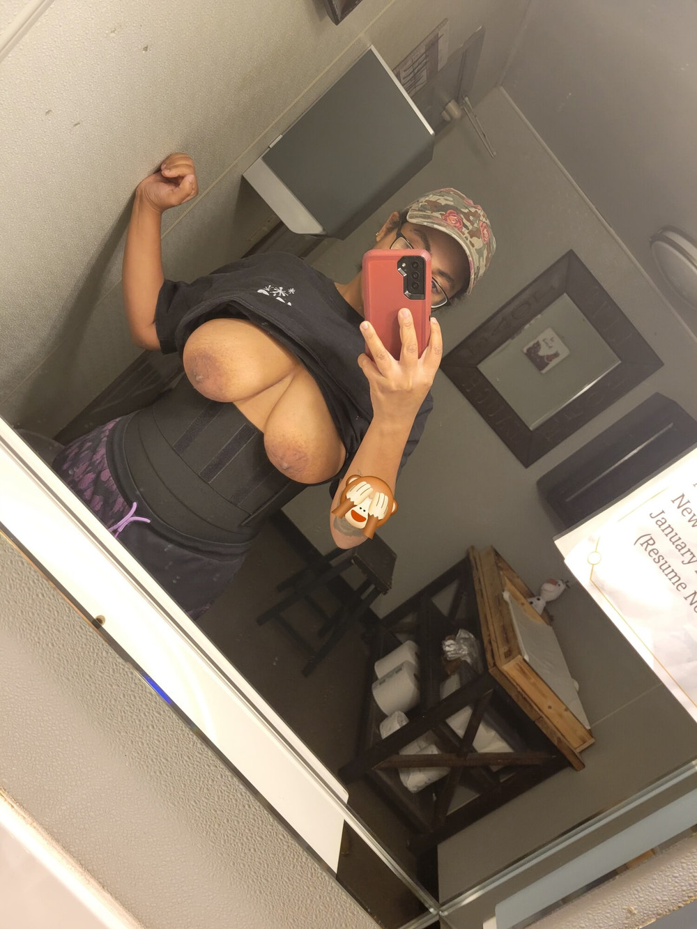 At work. Boreddd