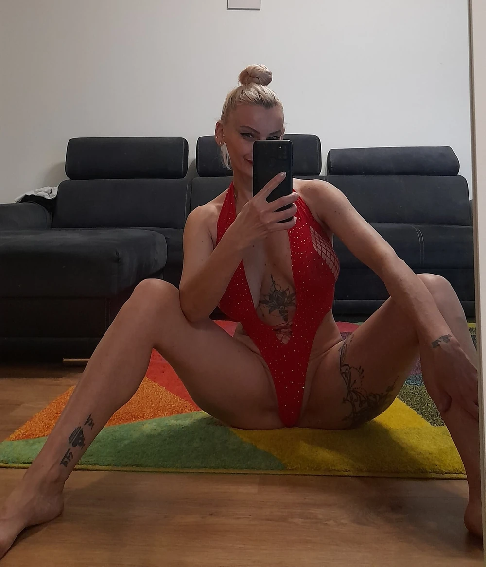 Lady in Red #3
