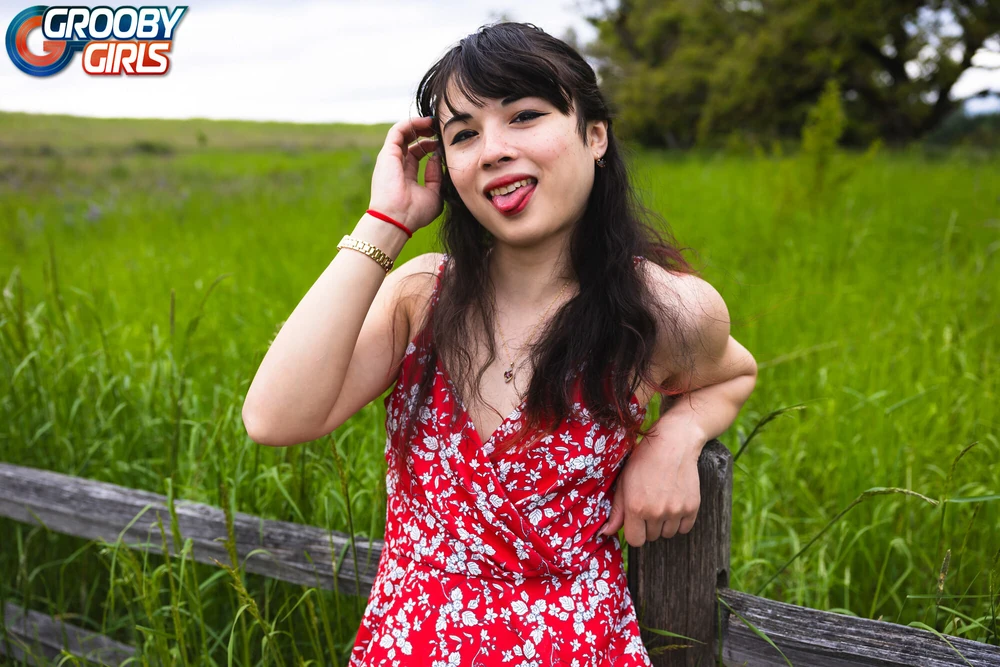 GROOBYGIRLS: New Grooby Star #2