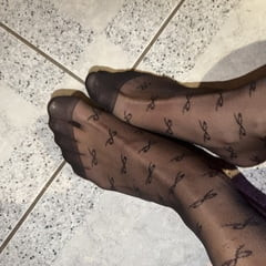 Osjećaji u najlonkama