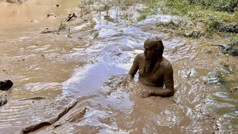 SHOT - HOW DEEP IS THE MUD ? #20