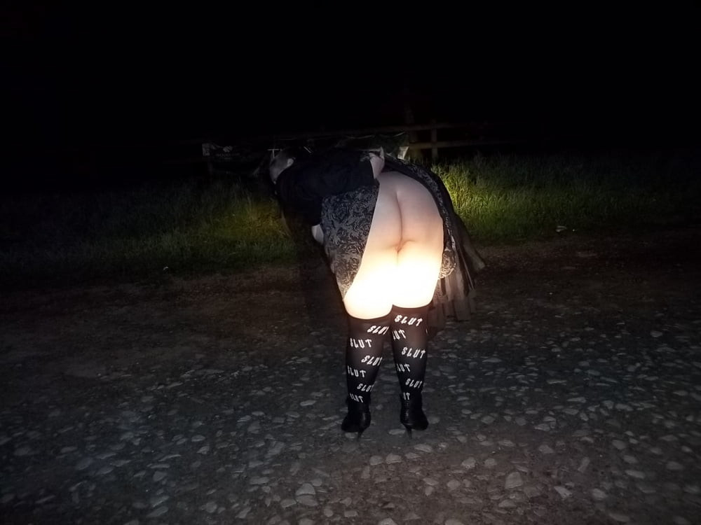 Cheeky Flashing #21