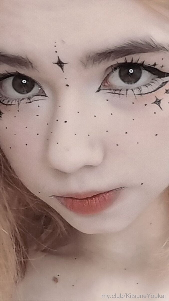 KitsuneYoukai Free Photos #11