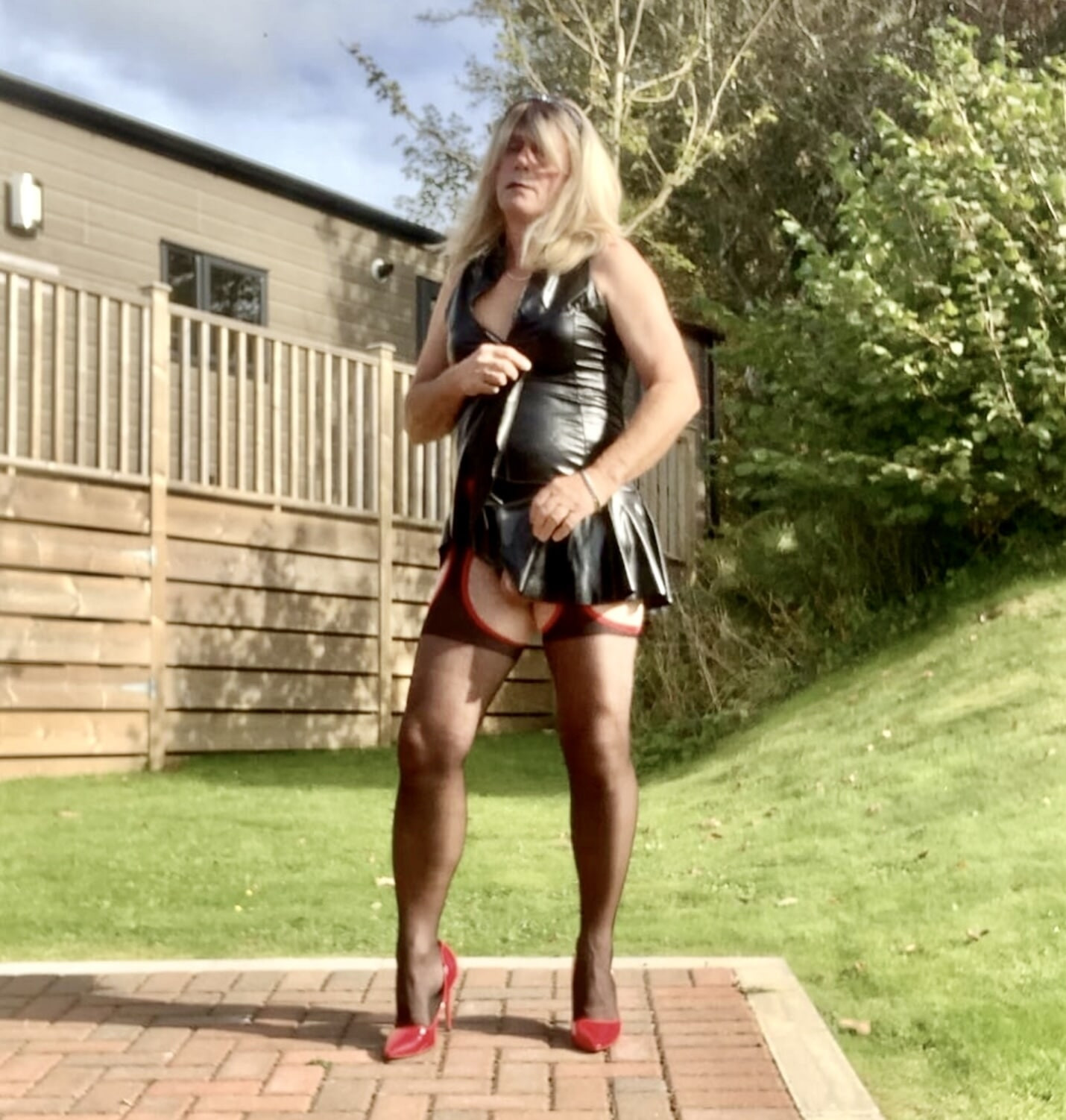 Dianna flashing the neighbours 