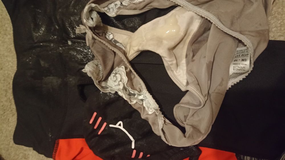 MASSIVE cumshot all over my workout clothes #20