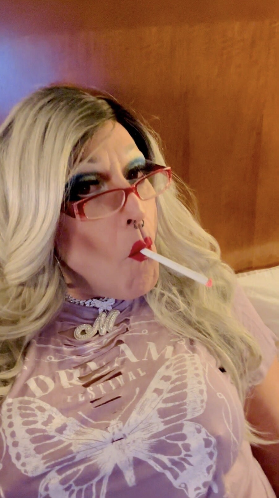 Marilyn Smoking Hotel  #16