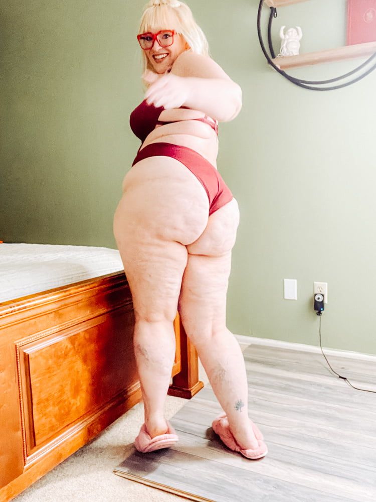 Fuzzy Pink Slippers BBW in Lingerie bends over blowjob  #4